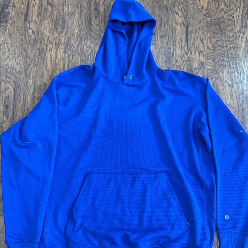 lululemon hoodie